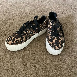 Steve Madden Emmi Sneakers